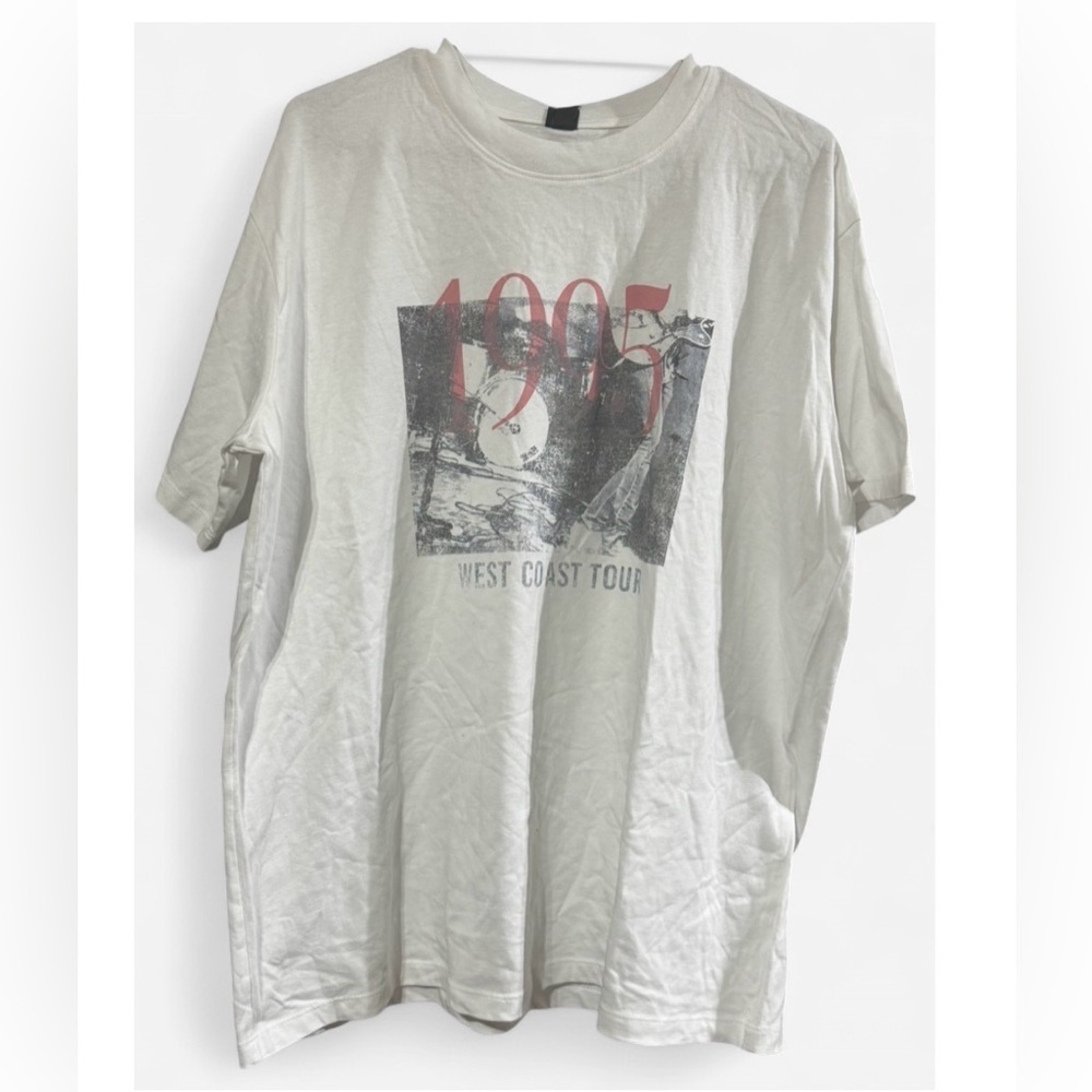 🍗 Wild Fable 1995 West Coast Tour Graphic Tee - Cream - Picture 1 of 4